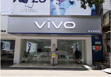 河池}做一个门店面广告招牌需要多少钱？