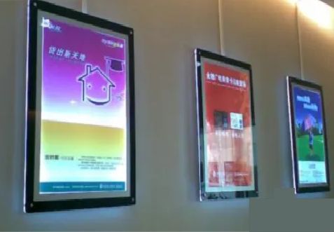 河池什么是超薄灯箱?